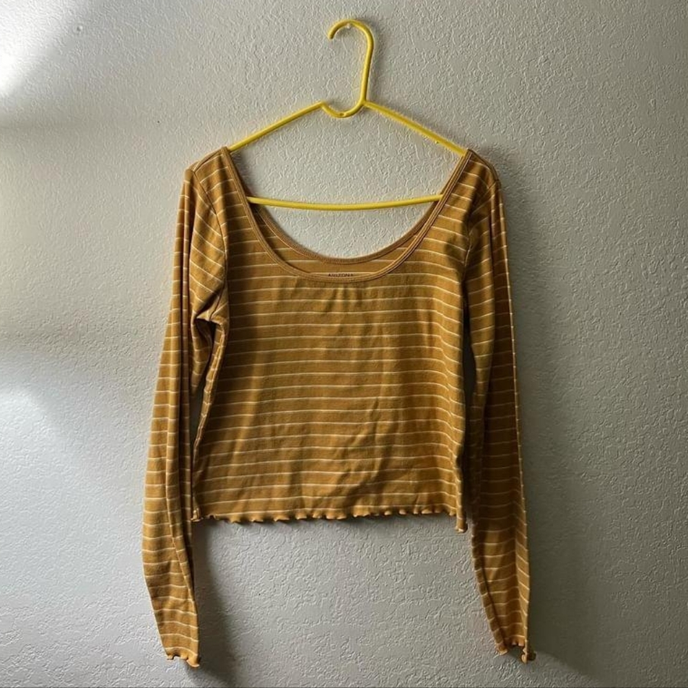 Arizona Jean Co. Long Sleeve Crop Top